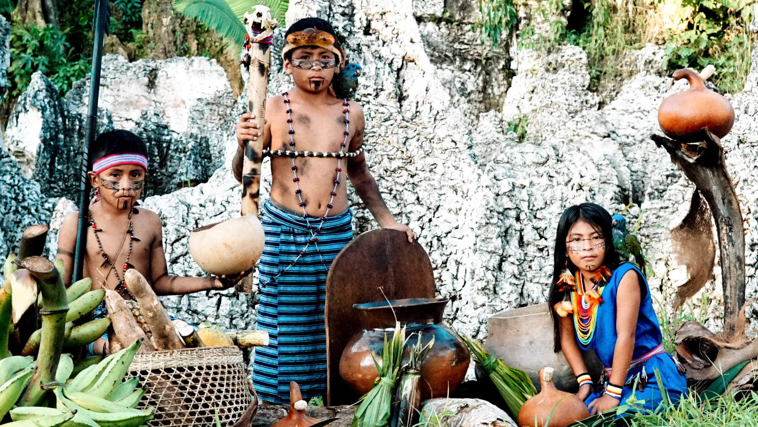 WAKAN KAYAWAANAM IRUTKAMU PEÑASNUM AMANUM JUSAMU



DESCRIPCIÓN 

Nuka junisaiti, shuar uunt tarimiat iwiarmantai iwiarmamra ; jujai. Itipjiai, esantimpra , usumra, tentema apujsa , punu apujsa, kumjai najaanamun, kawan yakainuim ekenka, aintsank ayam uchi sentan muuknum upujsa punun taakus ,nankijiai ,champiartakamcha,chankinnium yurumak aimkiamu pujamanum ukunmarin wajawai

Aintsank nuach tarimiat nua iwiarmankajai  iwiarmamra, yunkurak ,nuyá punun apujas,  nuyá numi  tsemken ukuamunan punu eketmanum pujawai.

Comunidad: LAS PEÑAS

Representante: Ignacio Yankur

Integrantes:    - Dylan Ukuncham 11 años de edad

                   -  Andrea Wisum 9 años de edad

                           - Alexander Najamtai 8 Años de edad

Traductor.  Mgtr Nantip Luis Wisum